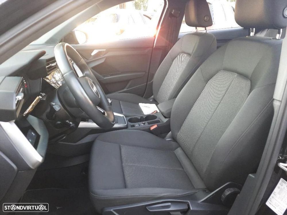 Audi A3 Sportback 30 TDI - 4