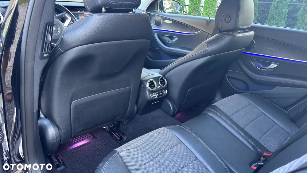 Mercedes-Benz Klasa E 350 BlueTEC 9G-TRONIC - 21