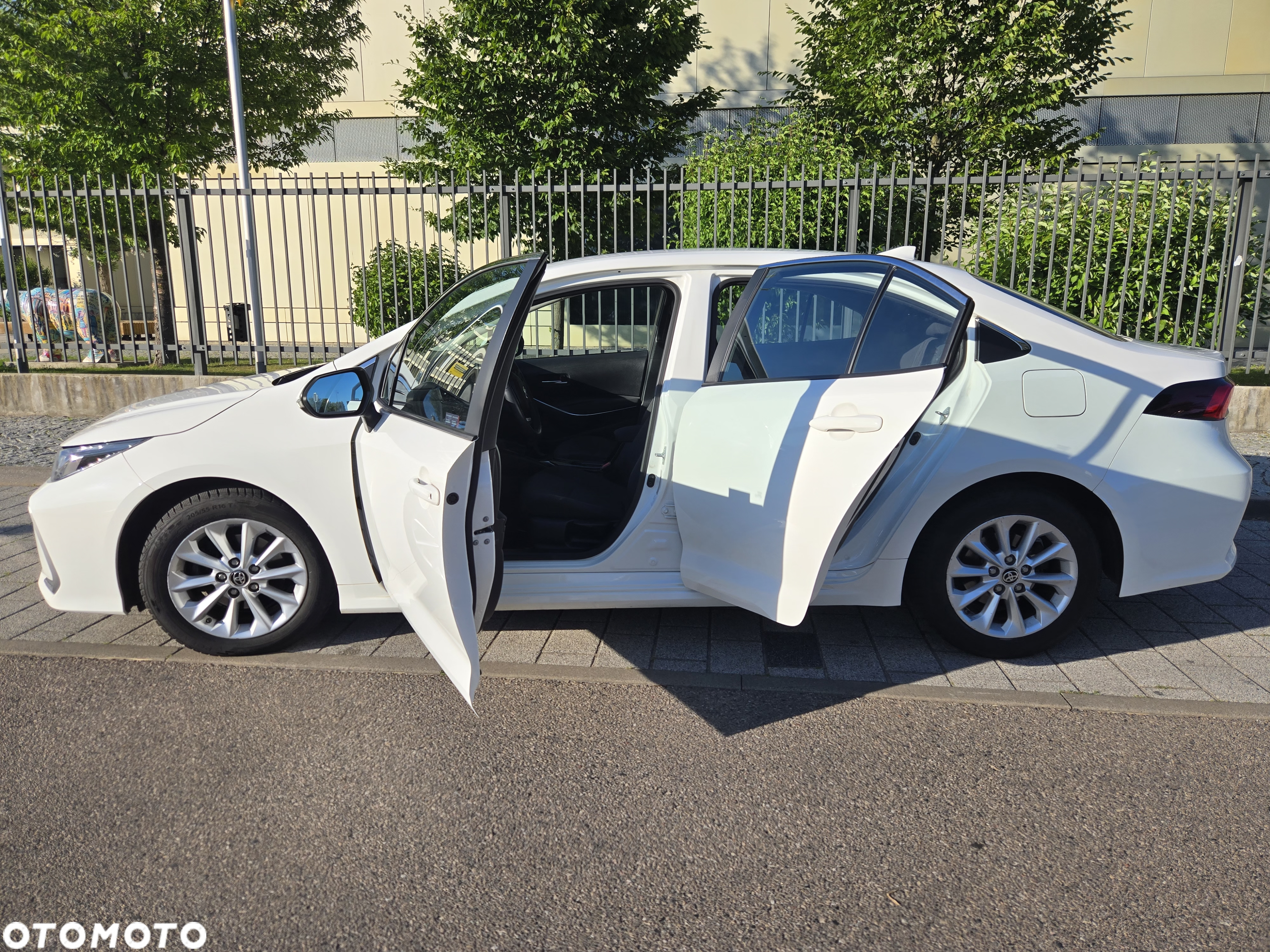Toyota Corolla 1.6 Comfort - 16