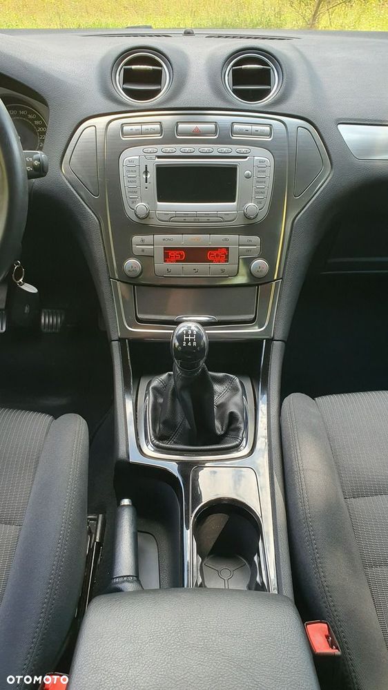 Ford Mondeo 2.0 Titanium - 21