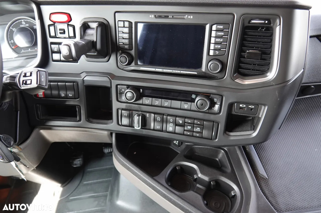 Scania S 500 / 6x2 / PUSHER / RETARDER / I-PARK COOL / FULL AIRMATIC / AXIE DE RIDICAȚIE ȘI DE DIRECȚIE / DMC 70.000 KG / OPTICRUISE + AMBRAYAGE / EURO 6 / CONTRACTUL DE SERVICE - 30
