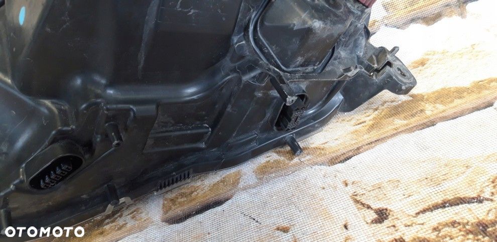 opel astra h 3 III gtc xenon skrętny prawa lampa europa - 9