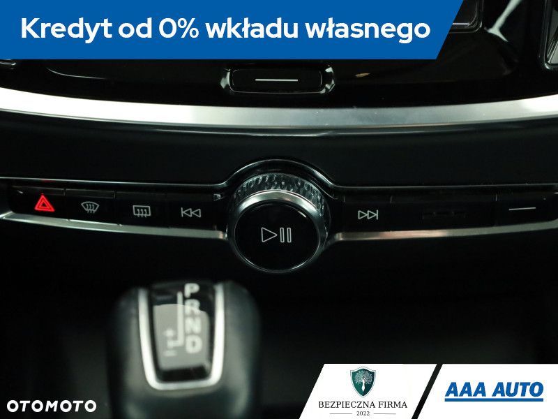 Volvo V60 Cross Country - 13