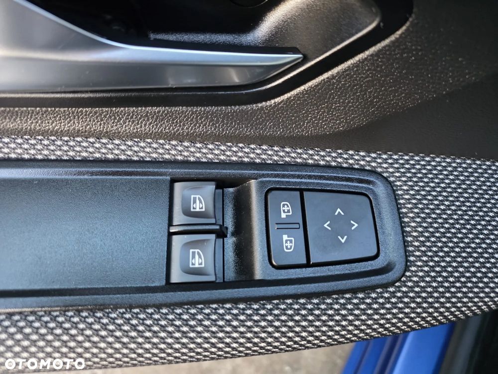 Dacia Sandero TCe 90 Journey - 28