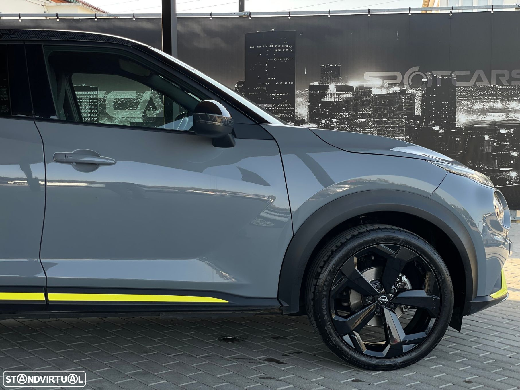 Nissan Juke 1.0 DIG-T Kiiro - 9