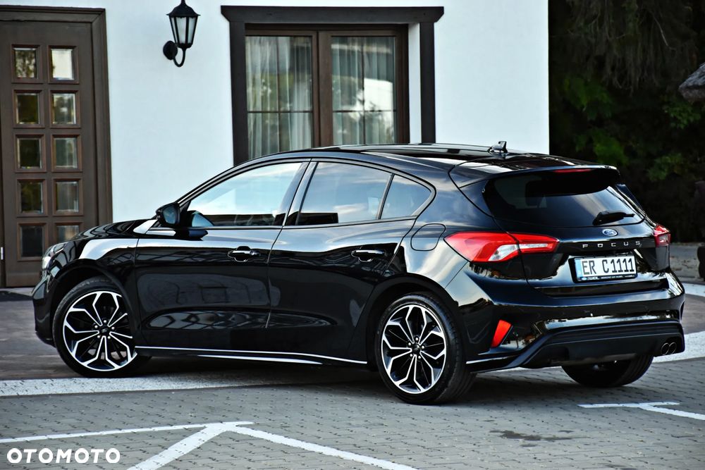 Ford Focus 1.0 EcoBoost STart-Stopp-System ST-LINE X - 19