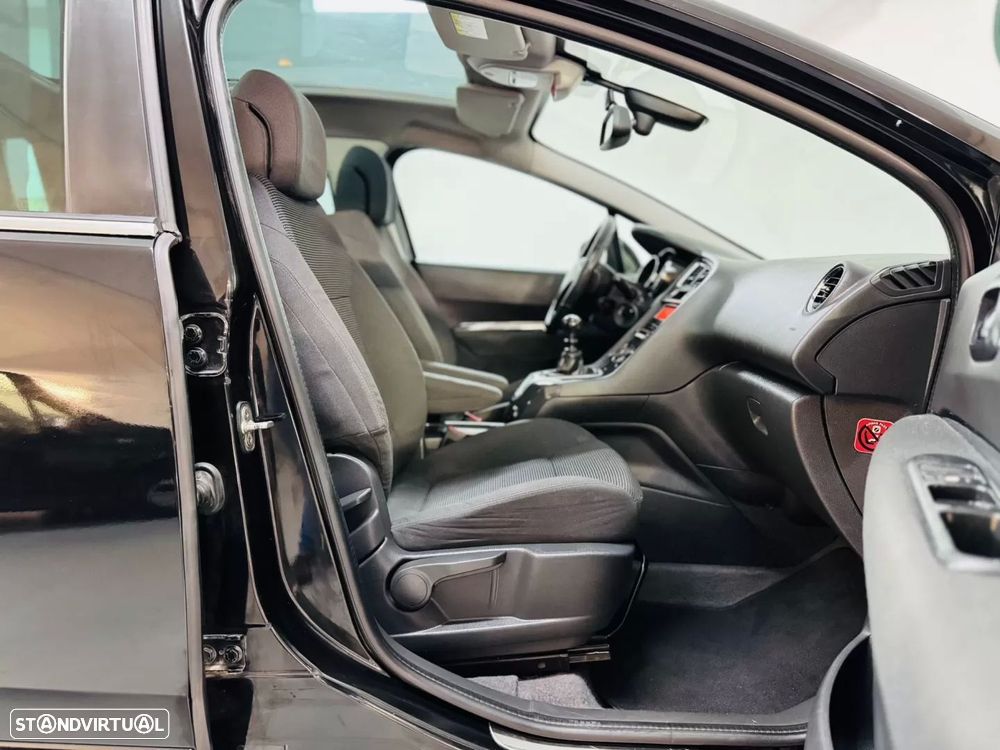 Peugeot 5008 1.6 BlueHDi Style - 53