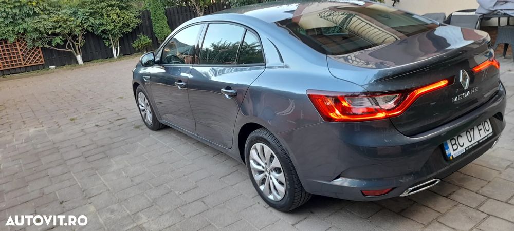 Renault Megane TCe 140 GPF Life - 25