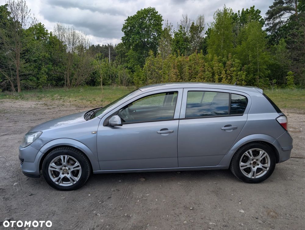 Opel Astra 1.6 Cosmo - 4