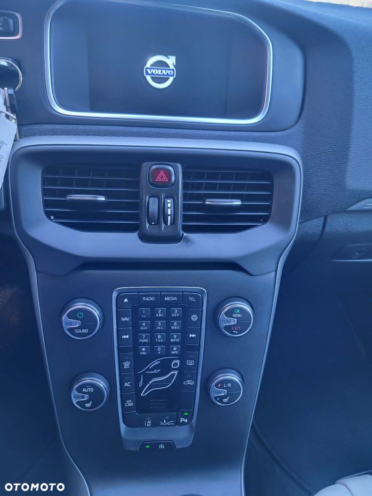 Volvo V40 Cross Country D2 Summum - 12
