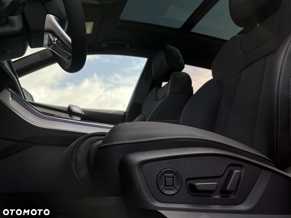 Audi Q8 - 26