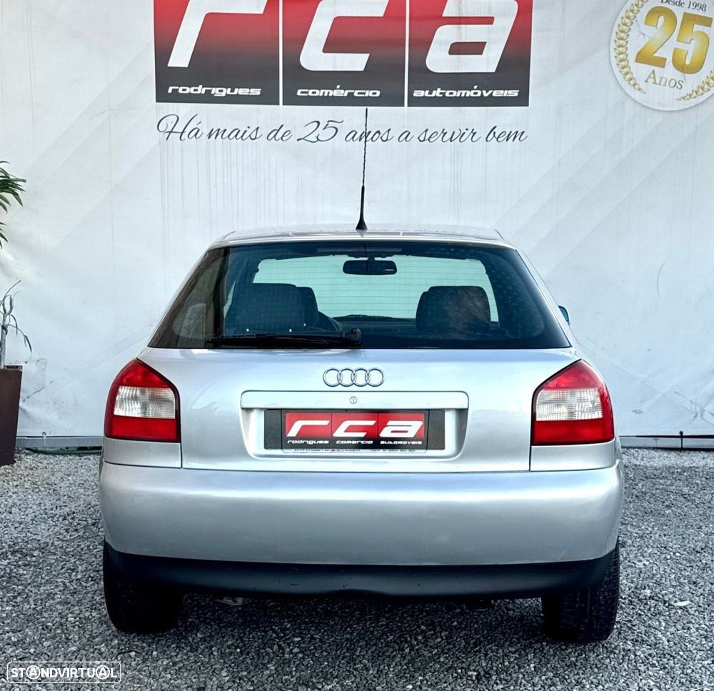 Audi A3 1.6 Attraction - 7