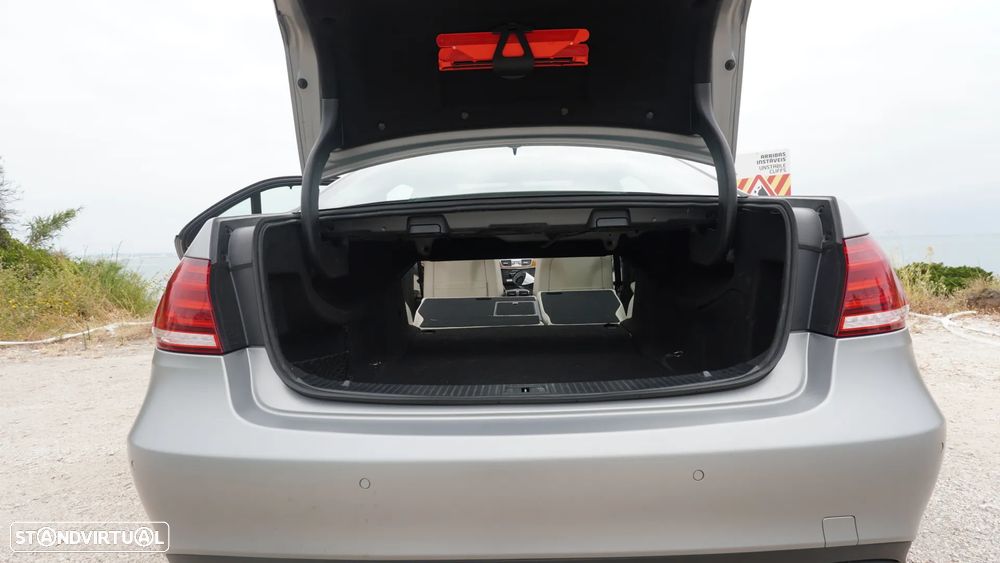 Mercedes-Benz E 300 Bluetec Hybrid Elegance - 23