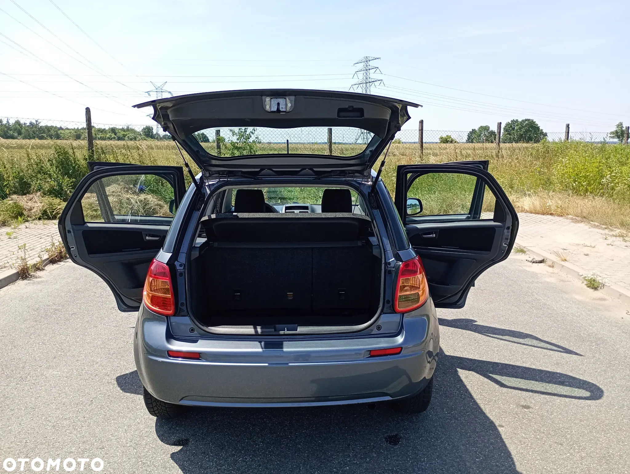 Suzuki SX4 1.6 GLX / Comfort - 24
