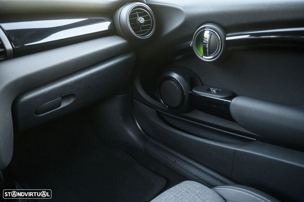 MINI 3 Portas Cooper D - 21