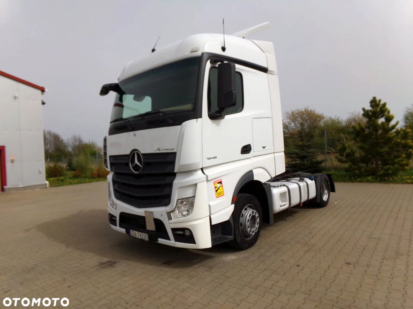Mercedes-Benz Actros - 1