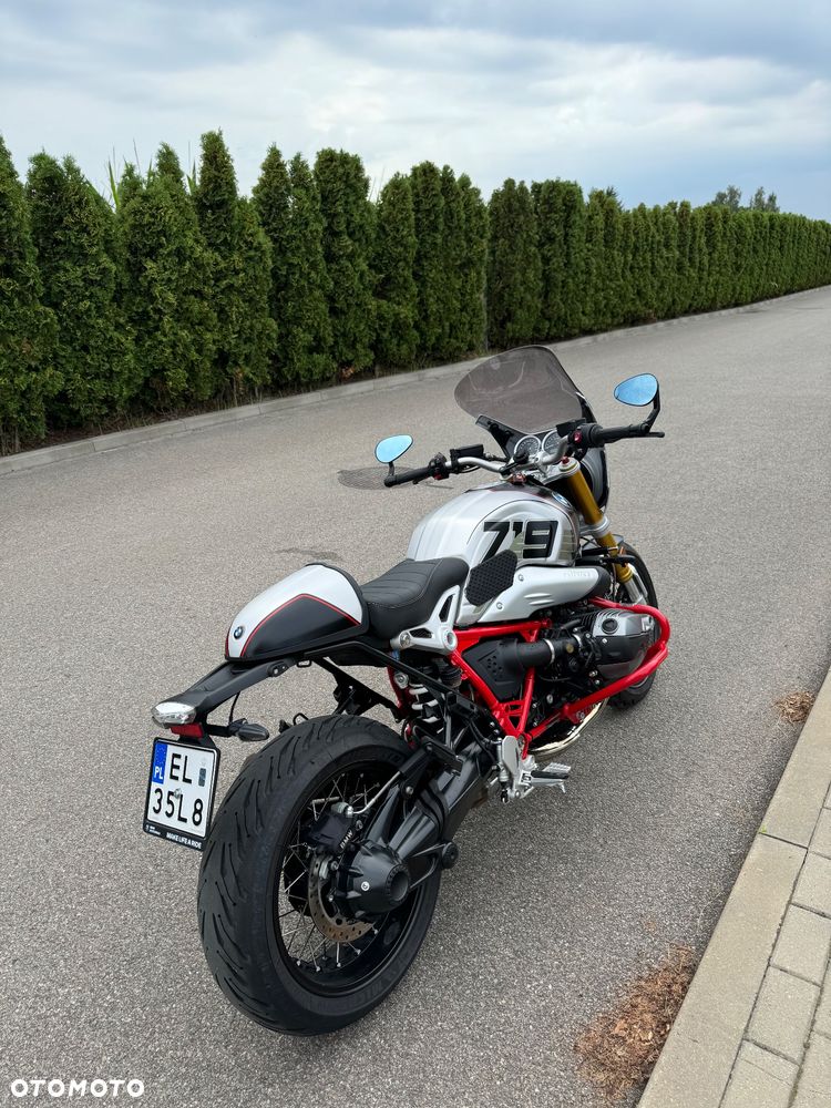 BMW R - 8