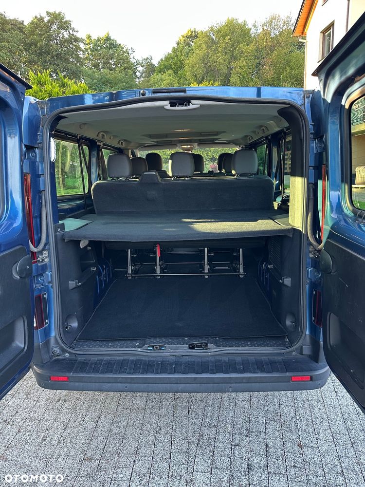 Renault Trafic Grand 2.0 dCi EDC - 9