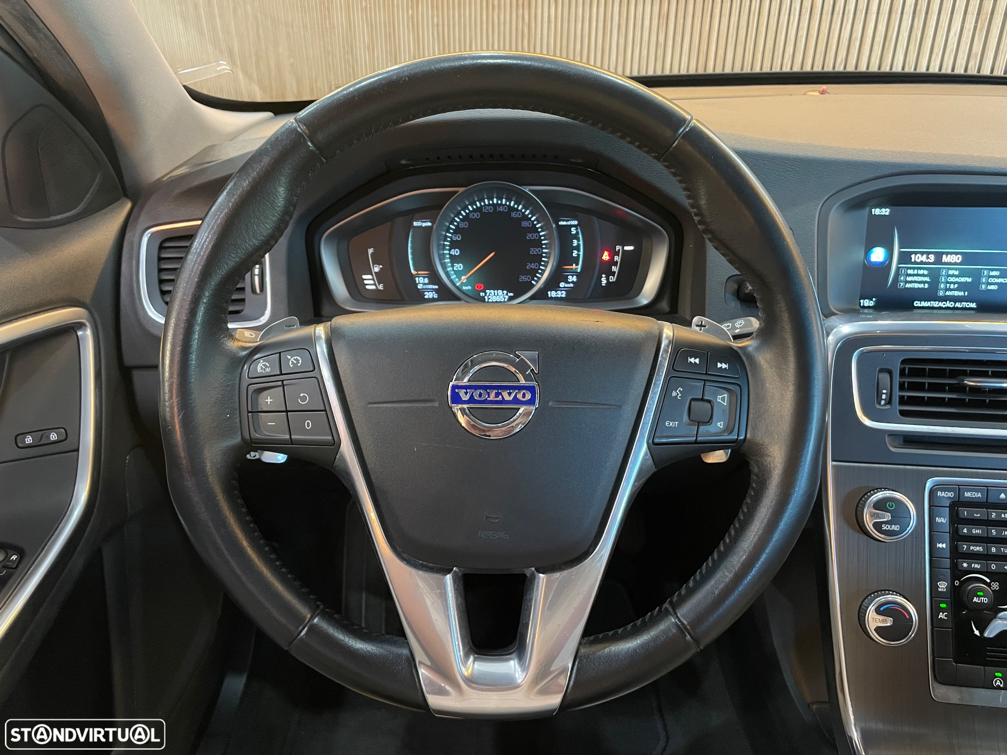 Volvo V60 2.0 D3 VOR Geartronic - 8