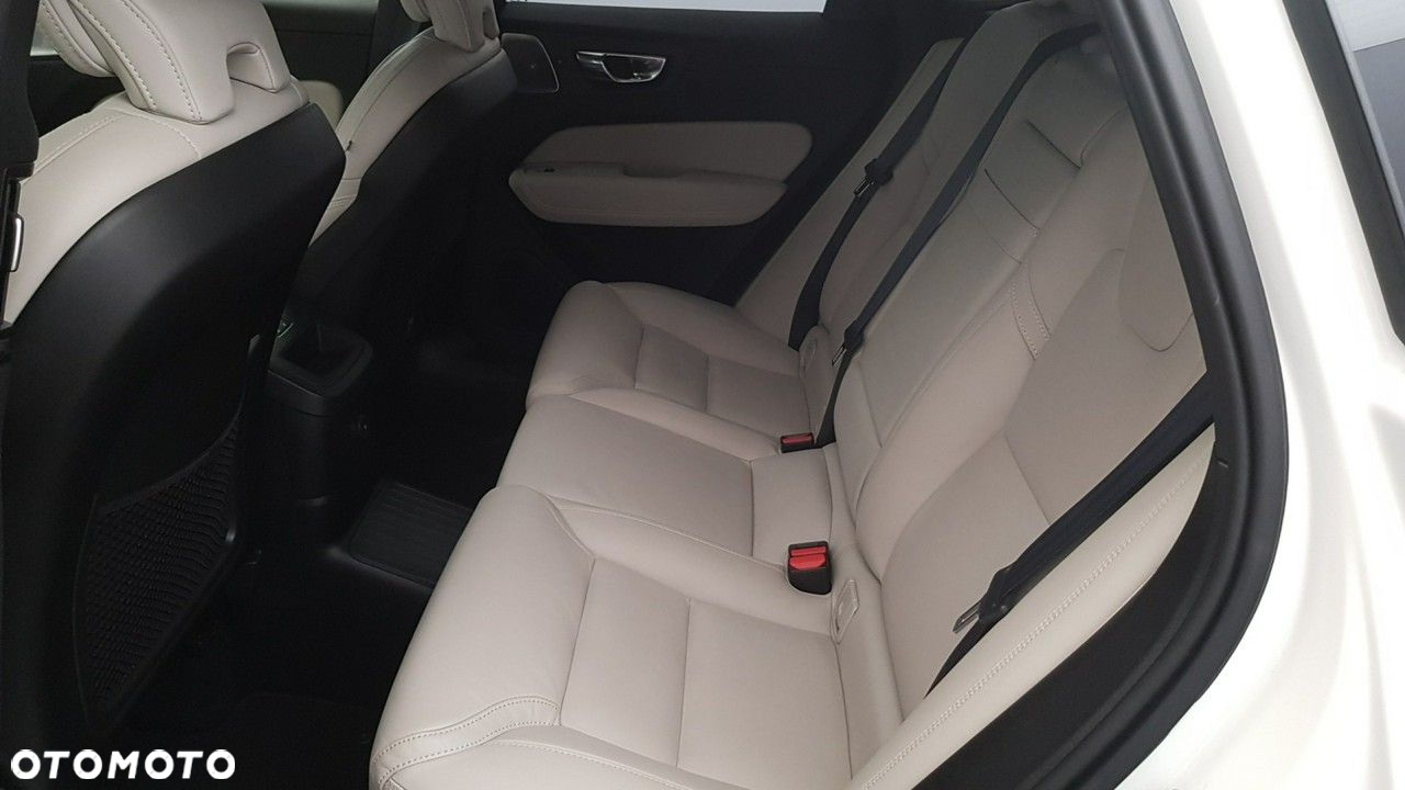 Volvo XC 60 - 20