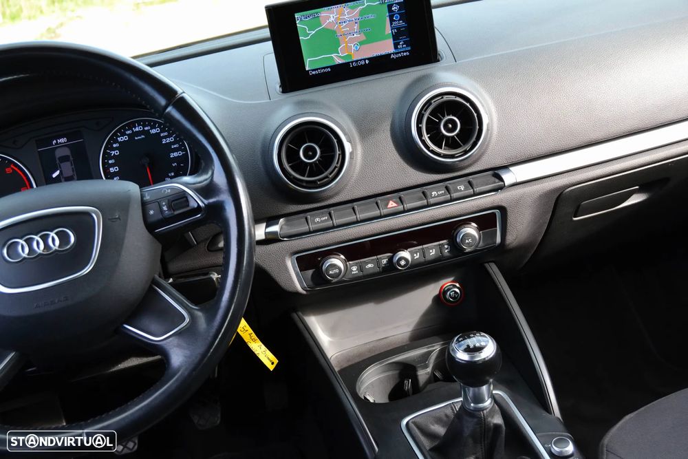 Audi A3 Limousine 1.6 TDI Advance - 19