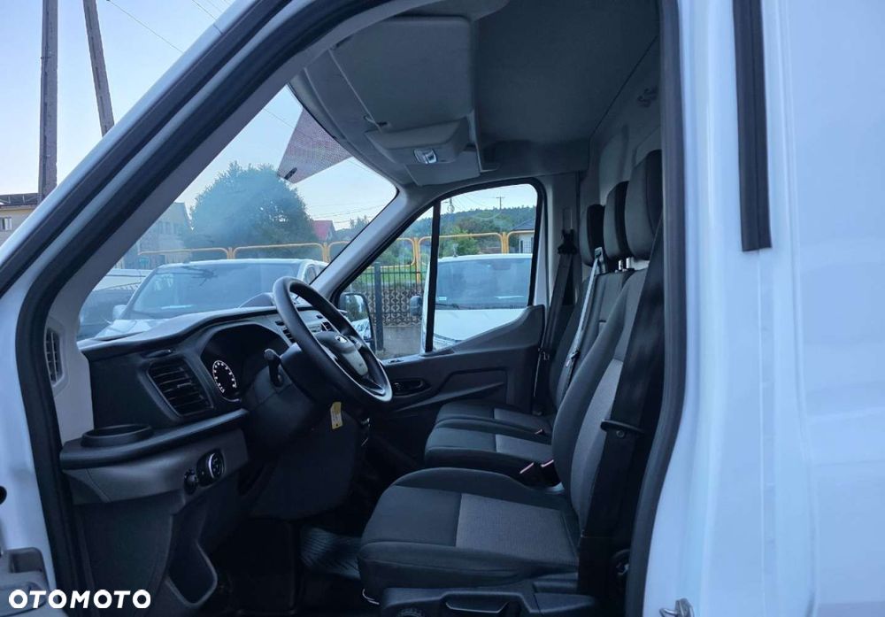 Ford Transit - 8