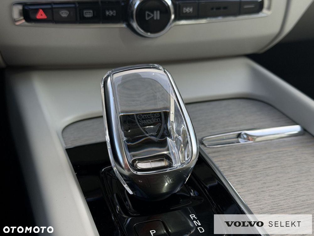 Volvo XC 60 - 25