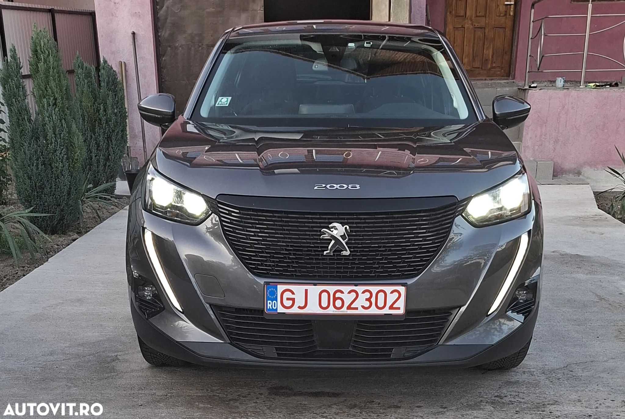Peugeot 2008 1.2 PureTech EAT8 STT Active Pack - 1