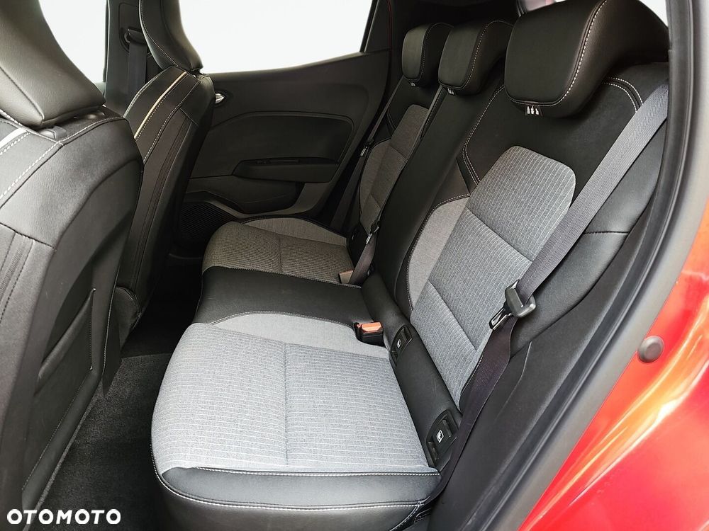 Renault Clio - 29