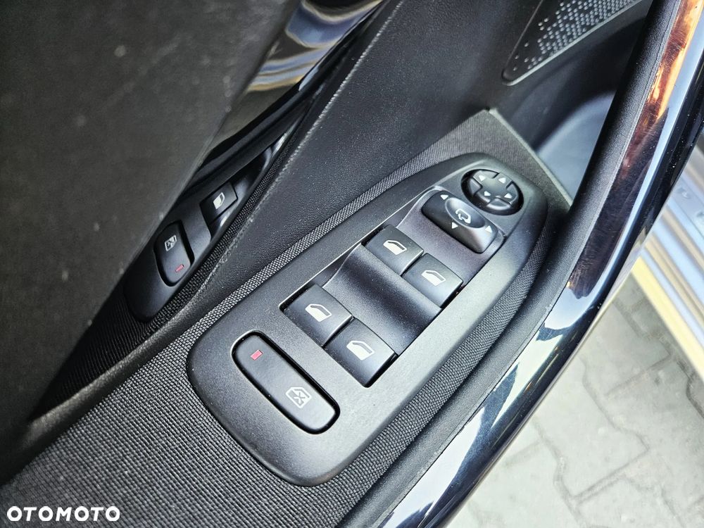 Peugeot 208 PureTech 82 Start & Stop Style - 13