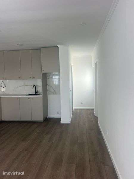 T1 para arrendamento em Fernão Ferro, Seixal - Grande imagem: 3/9