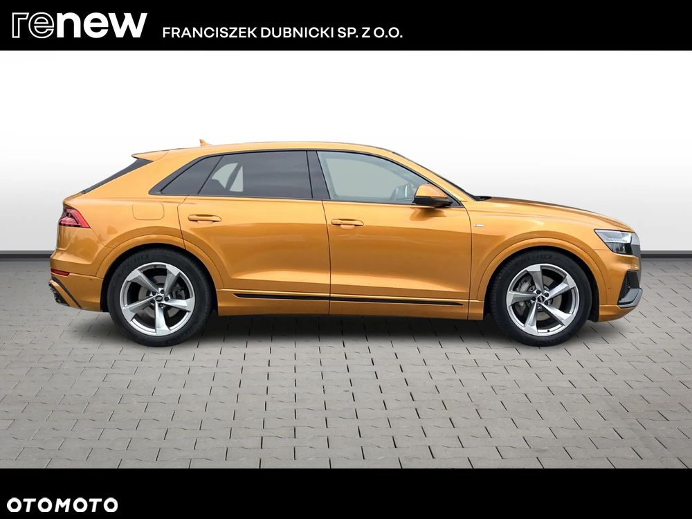 Audi Q8 - 6
