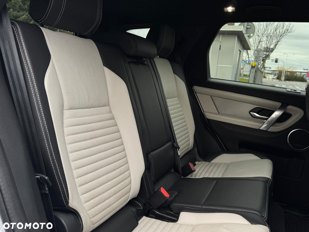 Land Rover Discovery Sport 2.0 D200 mHEV R-Dynamic SE - 21