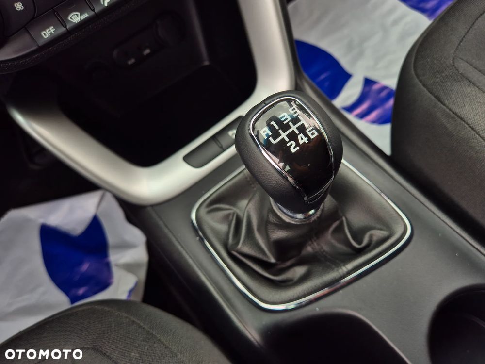 Kia Ceed 1.6 GDI Fifa World Cup Edition - 33