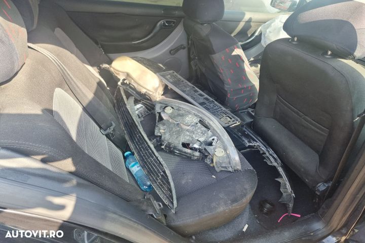 Centura spate 1M0857805 Seat Leon 1 1M [1999 - 2005] 1.6 benzina azd - 12