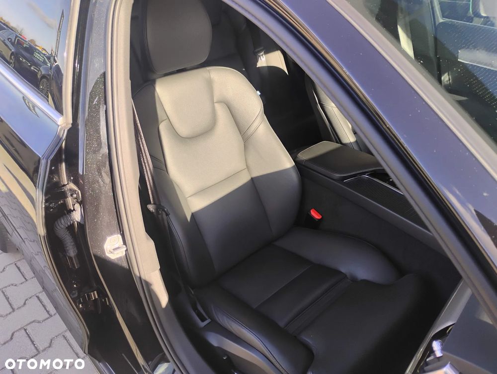 Volvo S90 T4 Momentum Pro - 16