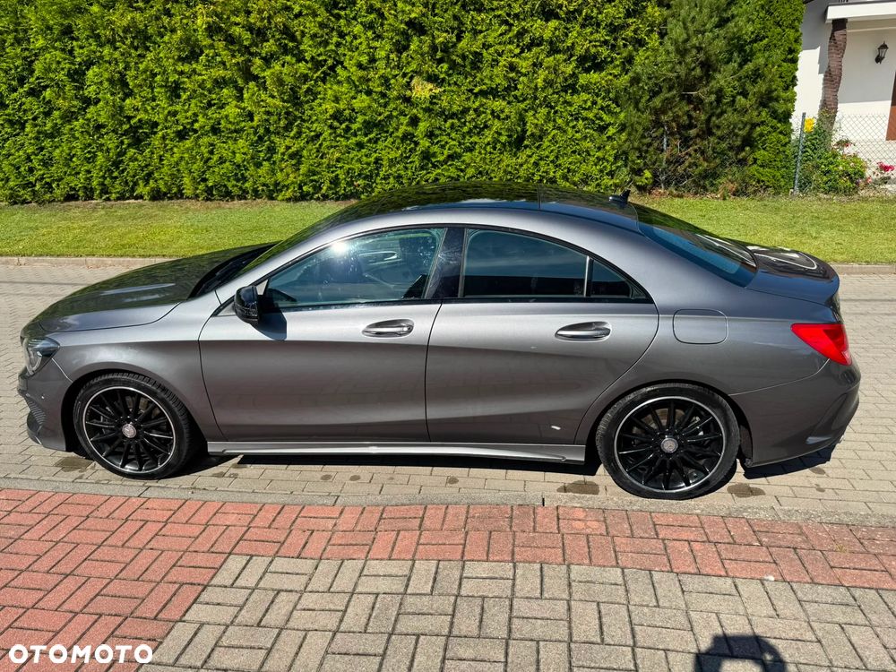 Mercedes-Benz CLA 250 7G-DCT AMG Line - 7