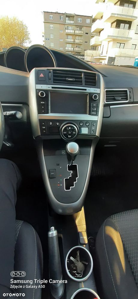 Toyota Verso 1.8 Premium 7os MS - 22