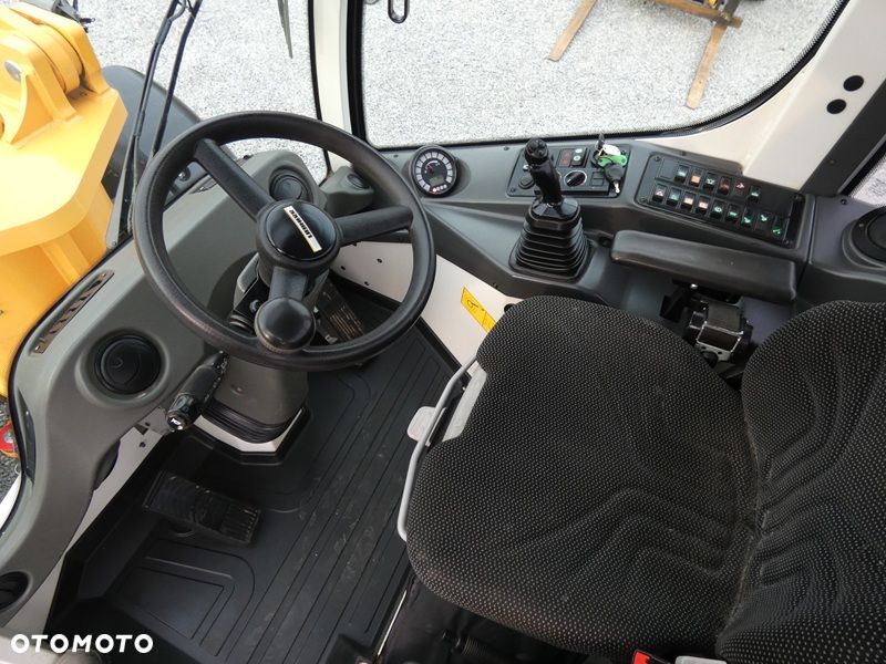 Liebherr L506 Compact z Niemiec / Serwis liebherr 1.864mtg / Idealna / - 11