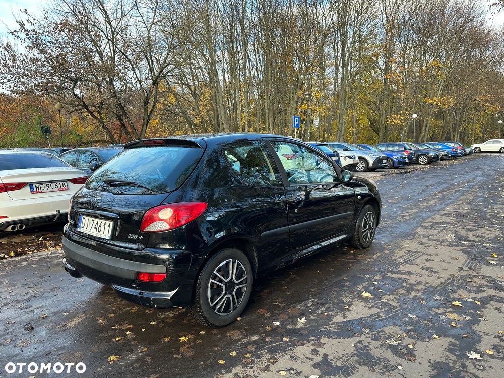 Peugeot 206 - 12