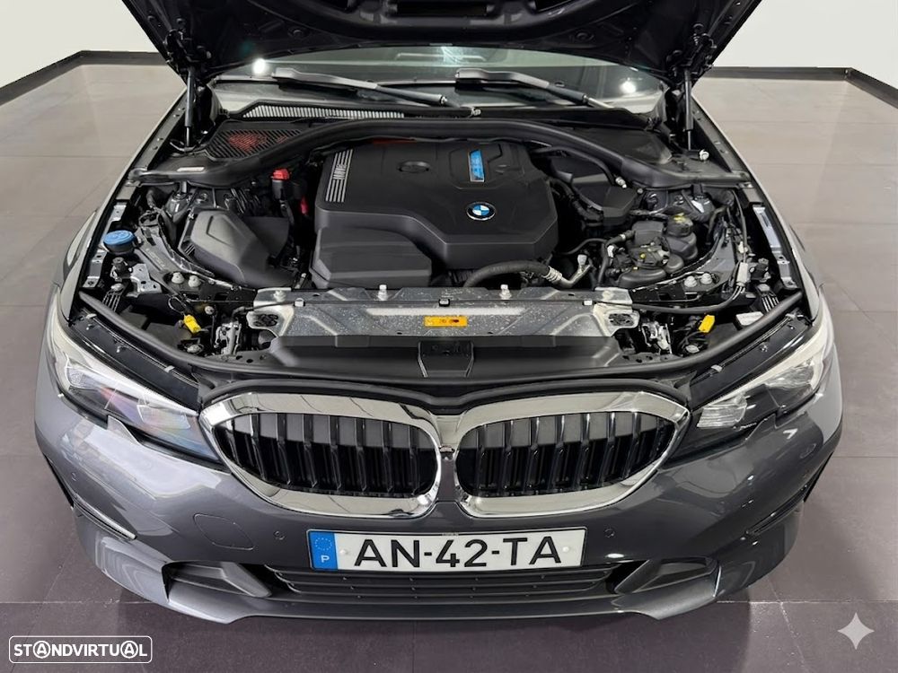 BMW 320 e Corporate Edition Auto - 56