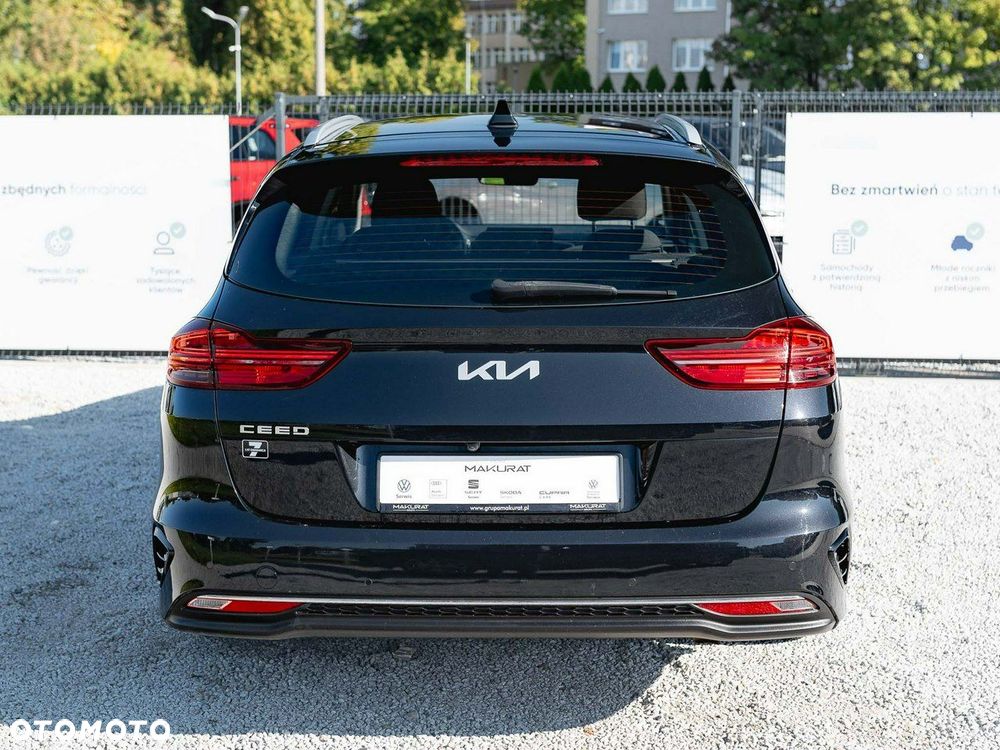 Kia Ceed 1.5 T-GDI M DCT - 10