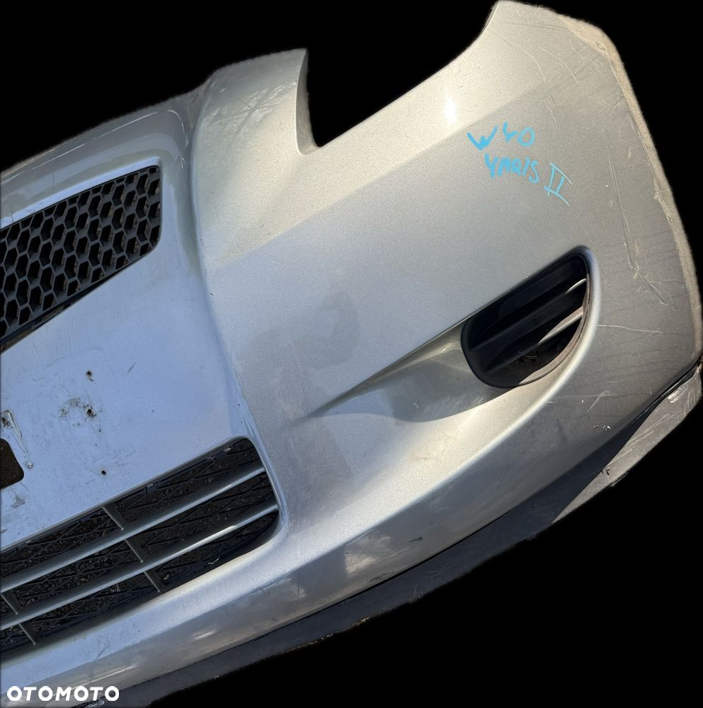 ZDERZAK Przód Przedni Toyota Yaris 2 II - 2