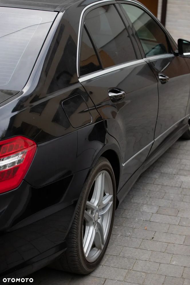 Mercedes-Benz Klasa E - 9