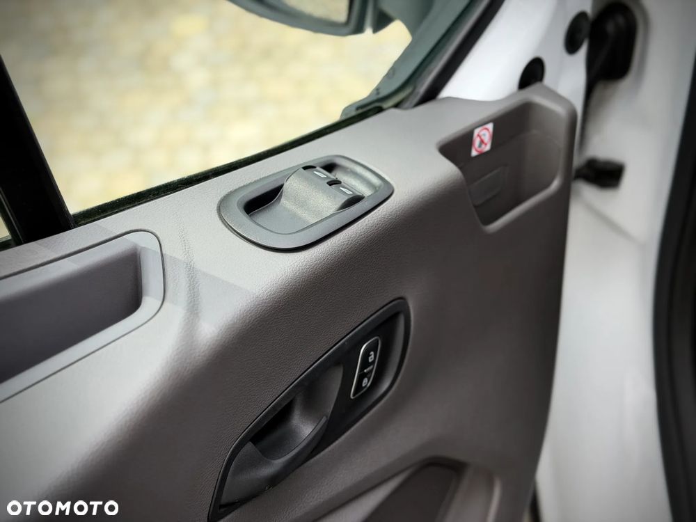 Ford Transit - 19