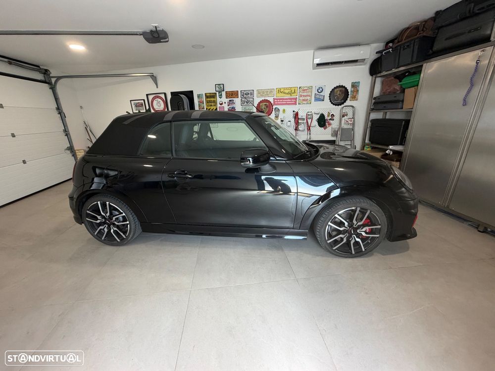 MINI Cabrio - 1