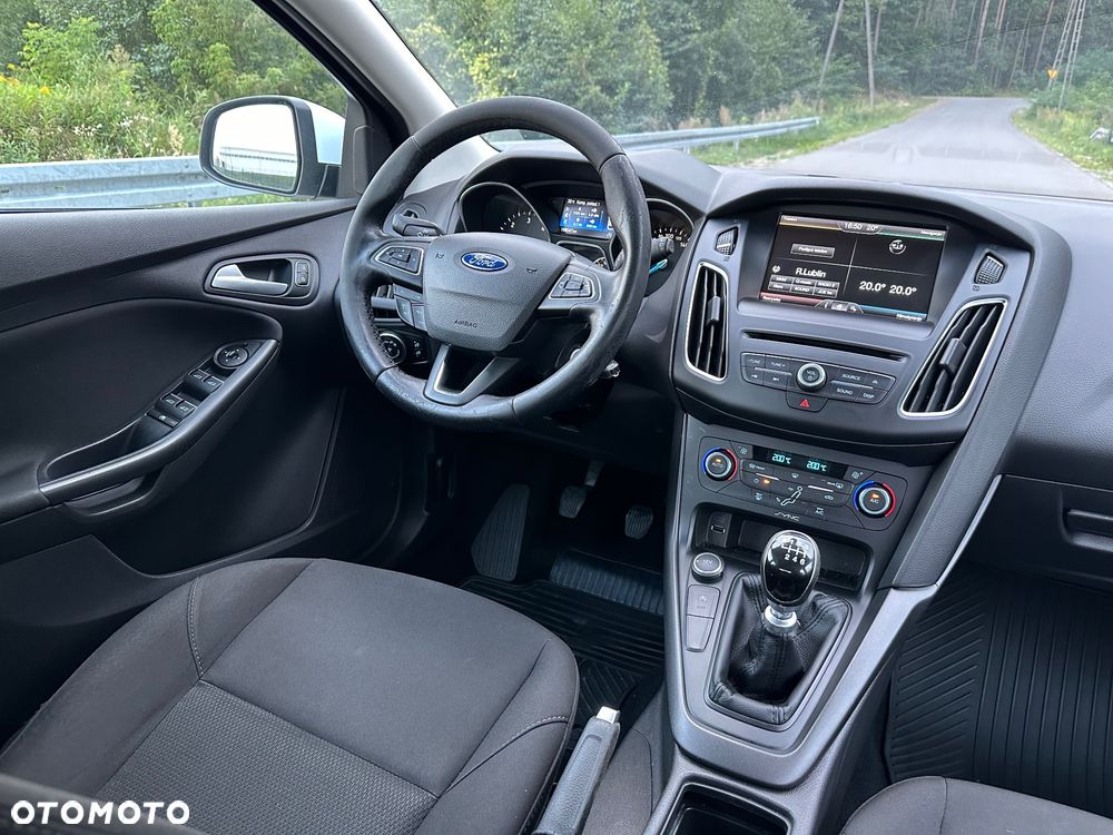 Ford Focus 1.5 TDCi Titanium ECOnetic ASS - 24