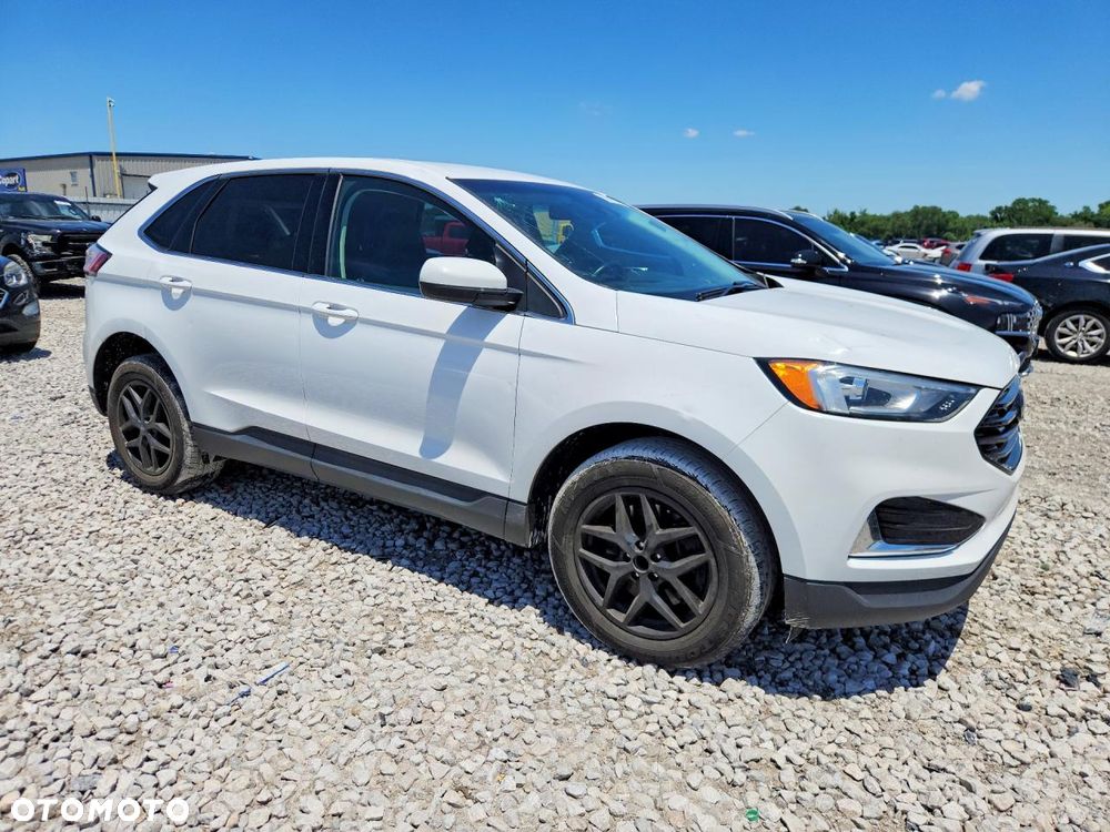 Ford Edge - 5