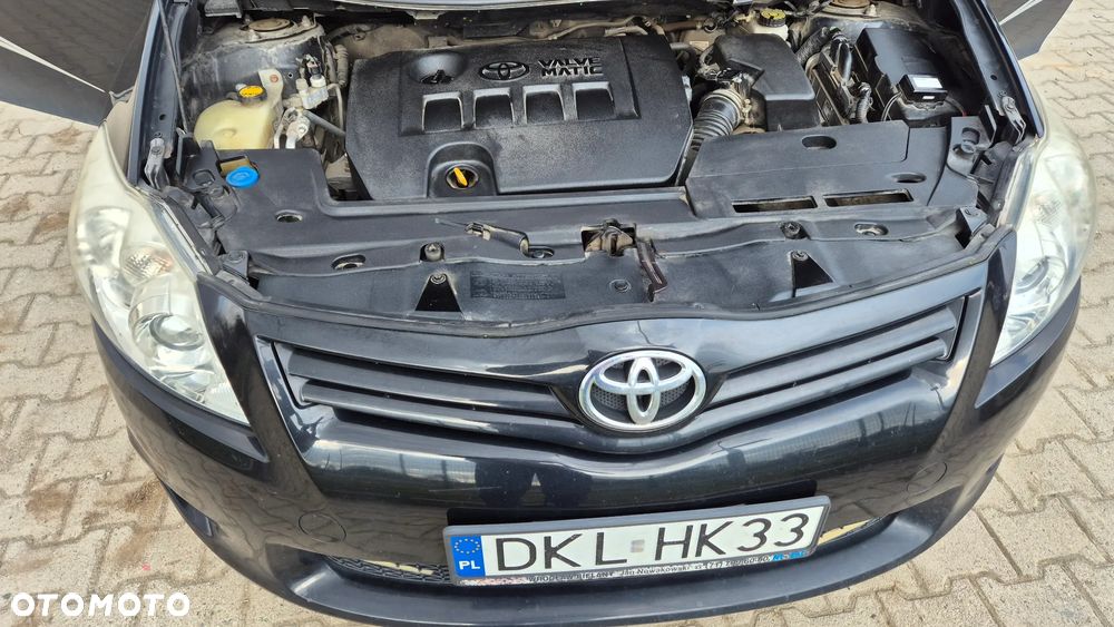Toyota Auris 1.6 2010 - 18