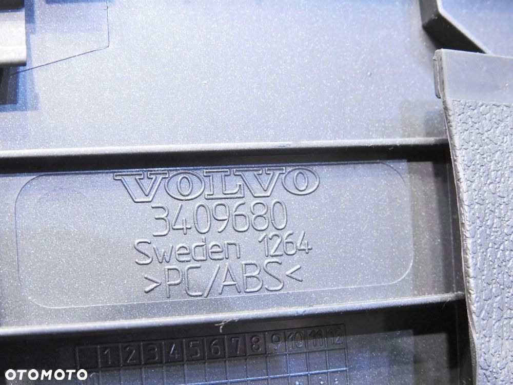 RAMKA OSŁONA LICZNIKA ANGLIK VOLVO XC90 I 3409680 - 4